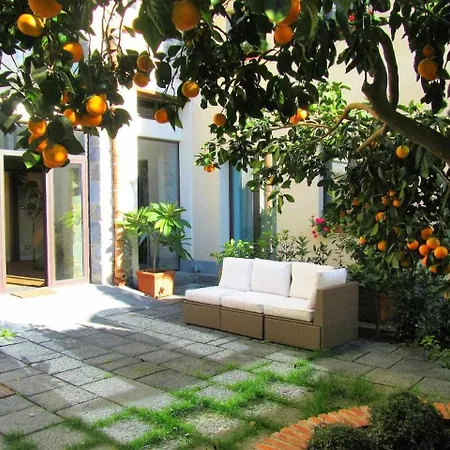 - Comeinsicily Cortedeilimoni - Charming & Relaxing Luxury Bed & Breakfast 4*