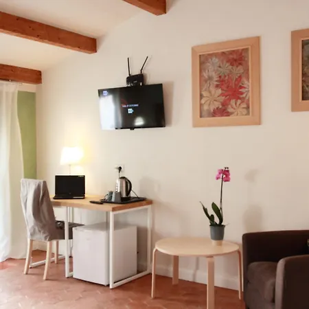 Bed & Breakfast - Comeinsicily Cortedeilimoni - Charming & Relaxing Luxury 4*