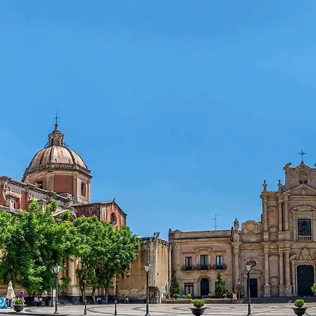 Comeinsicily Cortedeilimoni Charming & Relax אסראלה