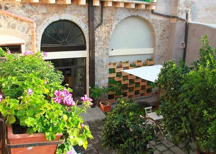 - Comeinsicily Cortedeilimoni - Charming & Relaxing Luxury 4*