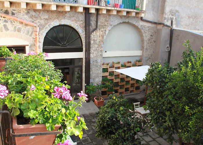 - Comeinsicily Cortedeilimoni - Charming & Relaxing Luxury Alojamento de Acomodação e Pequeno-almoço 4*